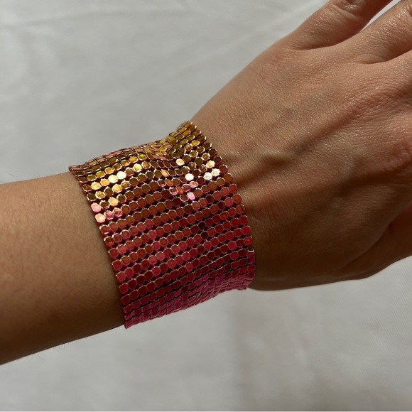 Vintage Y2K gold and pink ombré chain mail ‎ cuff / statement bracelet - Picture 1 of 5